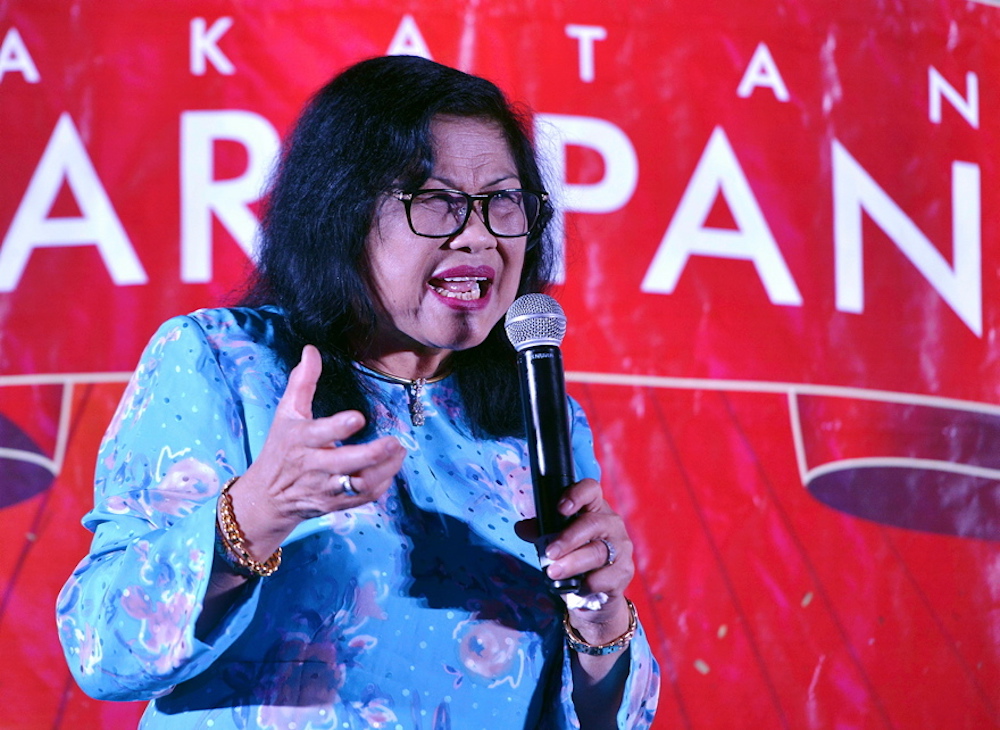Tan Sri Rafidah Aziz speaks in support of Pakatan Harapan at TTDI Kuala Lumpur May 5, 2018. u00e2u20acu201d Picture by Ham Abu Bakar