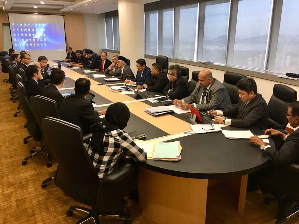 The Special Task Force on 1Malaysia Development Bhd (1MDB) met its counterpart from Singapore at the Malaysian Anti-Corruption Commission (MACC) headquarters in Putrajaya May 31, 2018. u00e2u20acu201d Picture courtesy of MACC