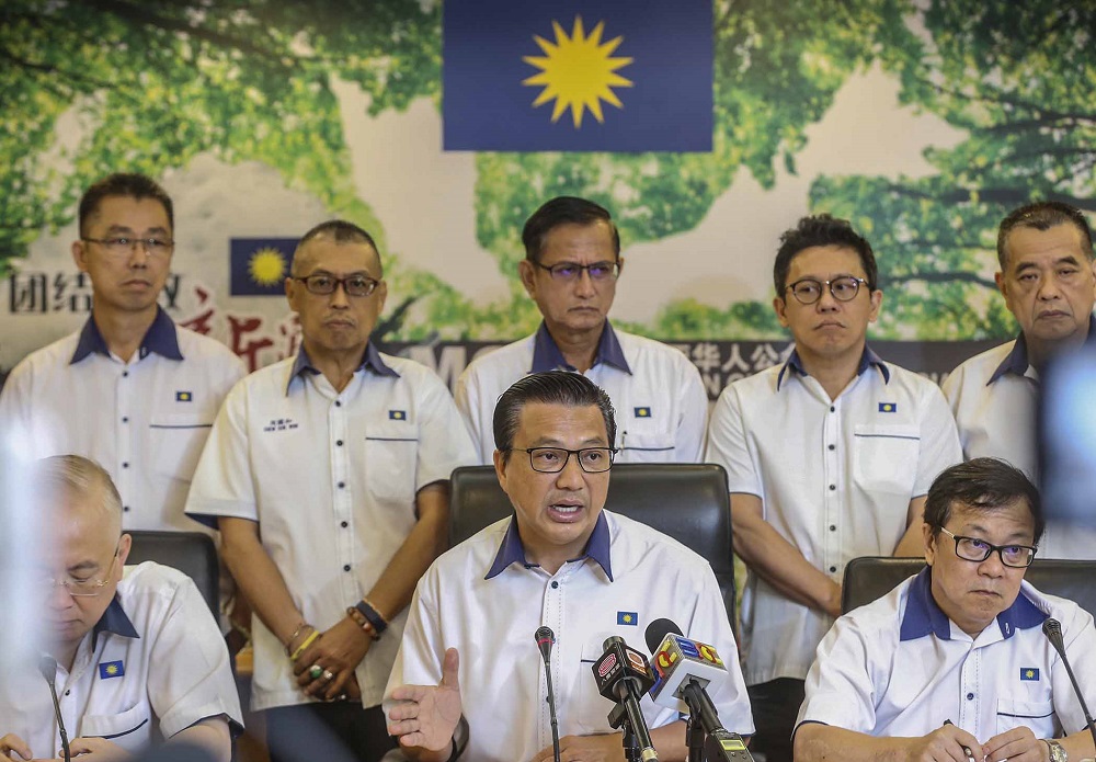 MCA president Datuk Seri Liow Tiong Lai speaks during a press conference in Kuala Lumpur May 19, 2018. u00e2u20acu201d Picture by Firdaus Latif