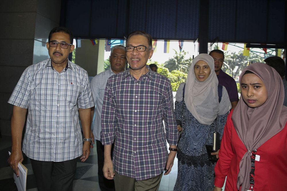 Datuk Seri Anwar Ibrahim arrives at the Parti Pribumi Bersatu Malaysia headquarters in Petaling Jaya on May 17, 2018. u00e2u20acu201d Picture by Yusof Mat Isa.