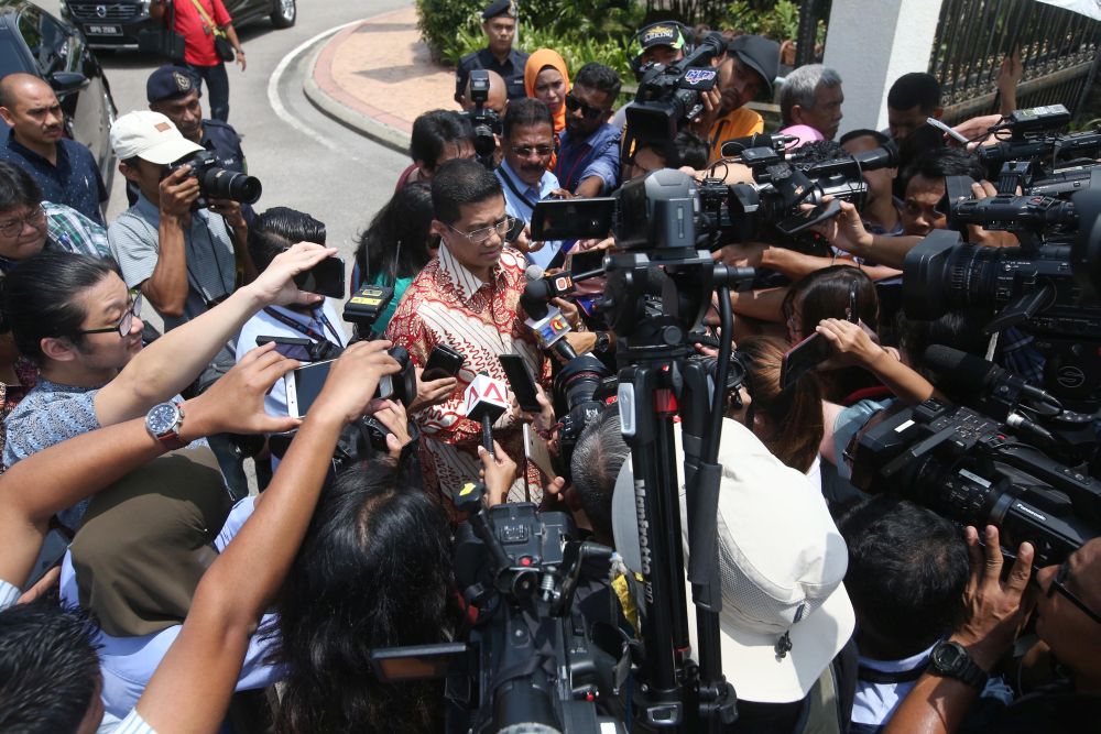 Azmin speaks to reporters after meeting Prime Minister Tun Dr Mahathir Mohamad in Putrajaya May 19, 2018. u00e2u20acu201d Picture by Azinuddin Ghazali