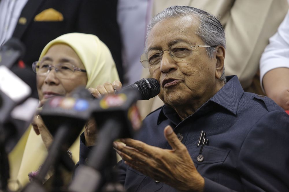 Tun Dr Mahathir Mohamad speaks during a press conference at PPBMu00e2u20acu2122s headquarters in Petaling Jaya on May 17, 2018. u00e2u20acu201d Picture by Yusof Mat Isa