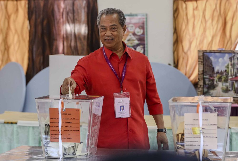 Pakatan Harapanu00e2u20acu2122s Pagoh candidate Tan Sri Muhyiddin Yassin casts his vote at a polling station for in Muar. u00e2u20acu2022 Picture by Firdaus Latif