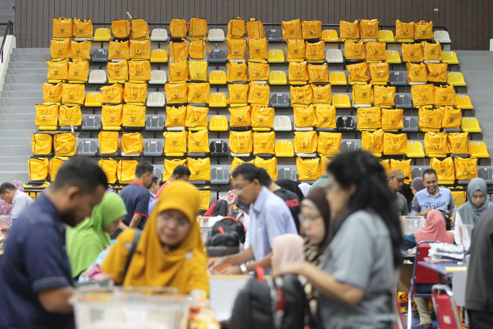 Perak Election Commission director Mohd Nazri Ismail said a total of 148 four-wheel drives and 10 boats would be used to deliver ballot papers to interior voting centres. u00e2u20acu201d Picture by Marcus Pheong