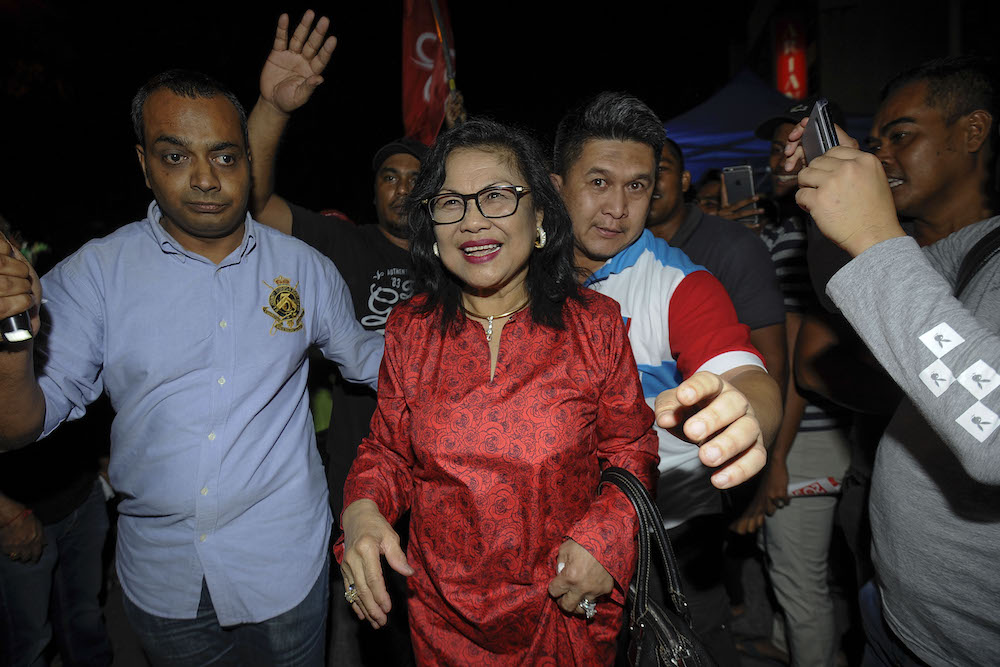 Tan Sri Rafidah Aziza arrives for a ceramah at Taman Bukit Piatu Mutiara in Melaka May 4, 2018. u00e2u20acu201d Picture by Yusof Mat Isa
