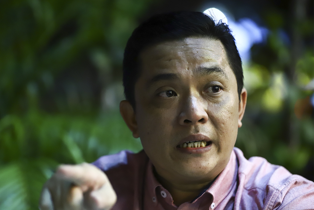 Rahmat Azim Abdul Aziz speaks to Malay Mail in Kota Damansara June 13, 2018. u00e2u20acu201d Picture by Azneal Ishak