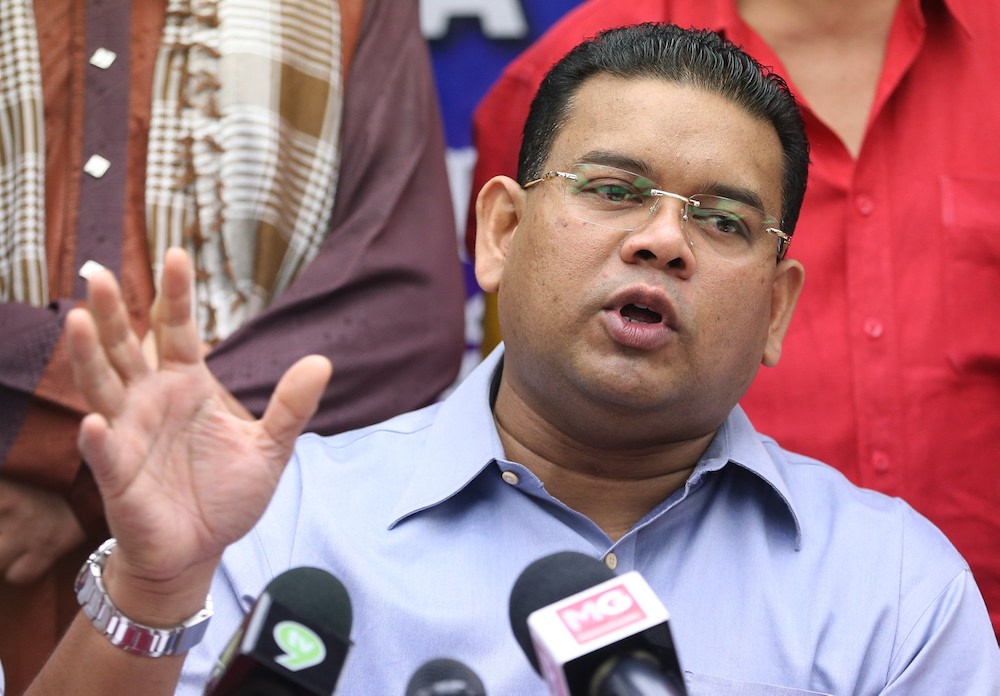 Pemantau Malaysia Baru president, Datuk Lokman Noor Adam, speaks at a press conference in Kuala Lumpur June 19, 2018. u00e2u20acu201d Picture by Razak Ghazali