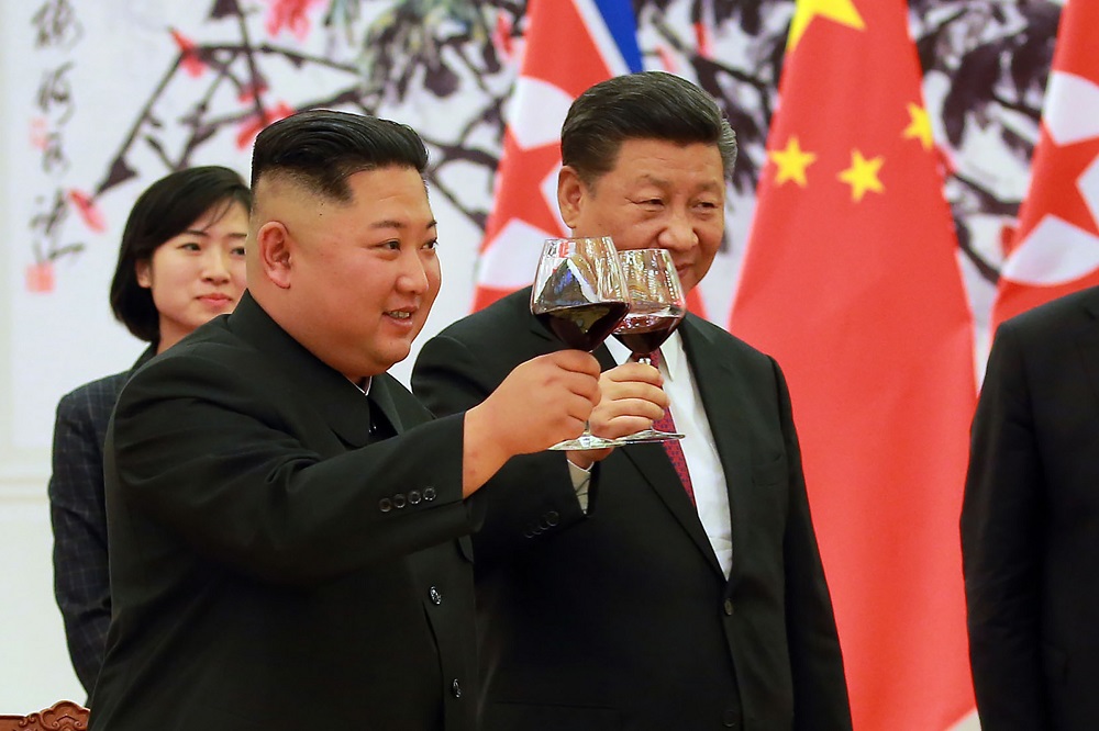 North Korean leader Kim Jong-un and Chinese President Xi Jinping making a toast at the Great Hall of the People in Beijing, June 19, 2018. u00e2u20acu201d AFP pic