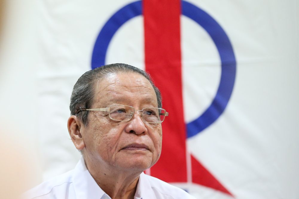 Lim Kit Siang speaks during a press conference in Petaling Jaya June 20, 2018. u00e2u20acu201d Picture by Ahmad Zamzahuri