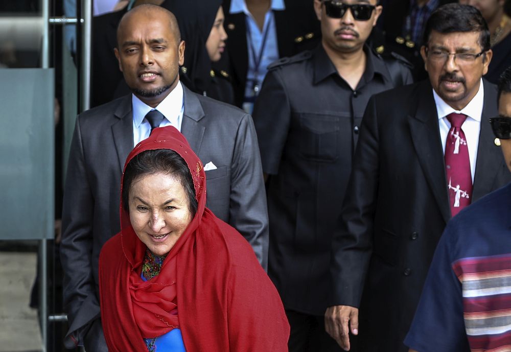 Datin Seri Rosmah Mansor leaves MACC headquarters in Putrajaya June 5, 2018. u00e2u20acu201d Picture by Azneal Ishak