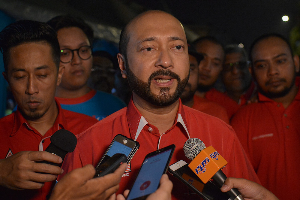 Datuk Seri Mukhriz Mahathir speaks during a campaign event in Taman Sri Andalas, Klang July 24, 2018. u00e2u20acu201d Picture by Mukhriz Hazim