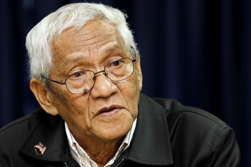 Patriot president Brig Jen (Rtd) Datuk Mohamed Arshad Raji speaks during a press conference in Subang July 24, 2018. u00e2u20acu201d Picture by Yusof Mat Isa