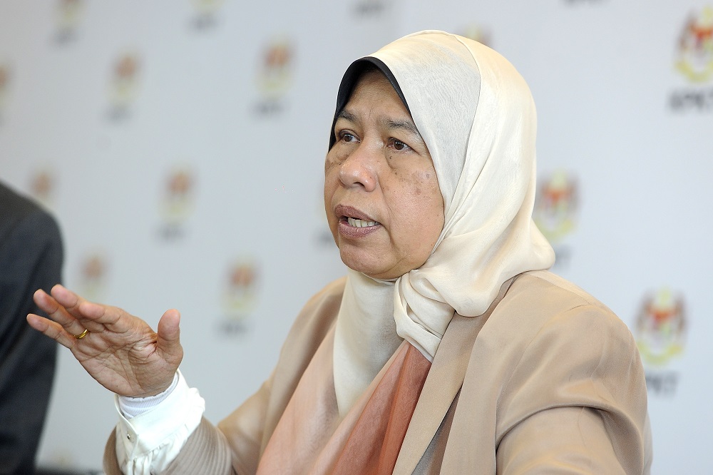 Housing and Local Government Minister Zuraida Kamaruddin at a press conference in Putrajaya August 28, 2018. u00e2u20acu201d Picture by Shafwan Zaidon