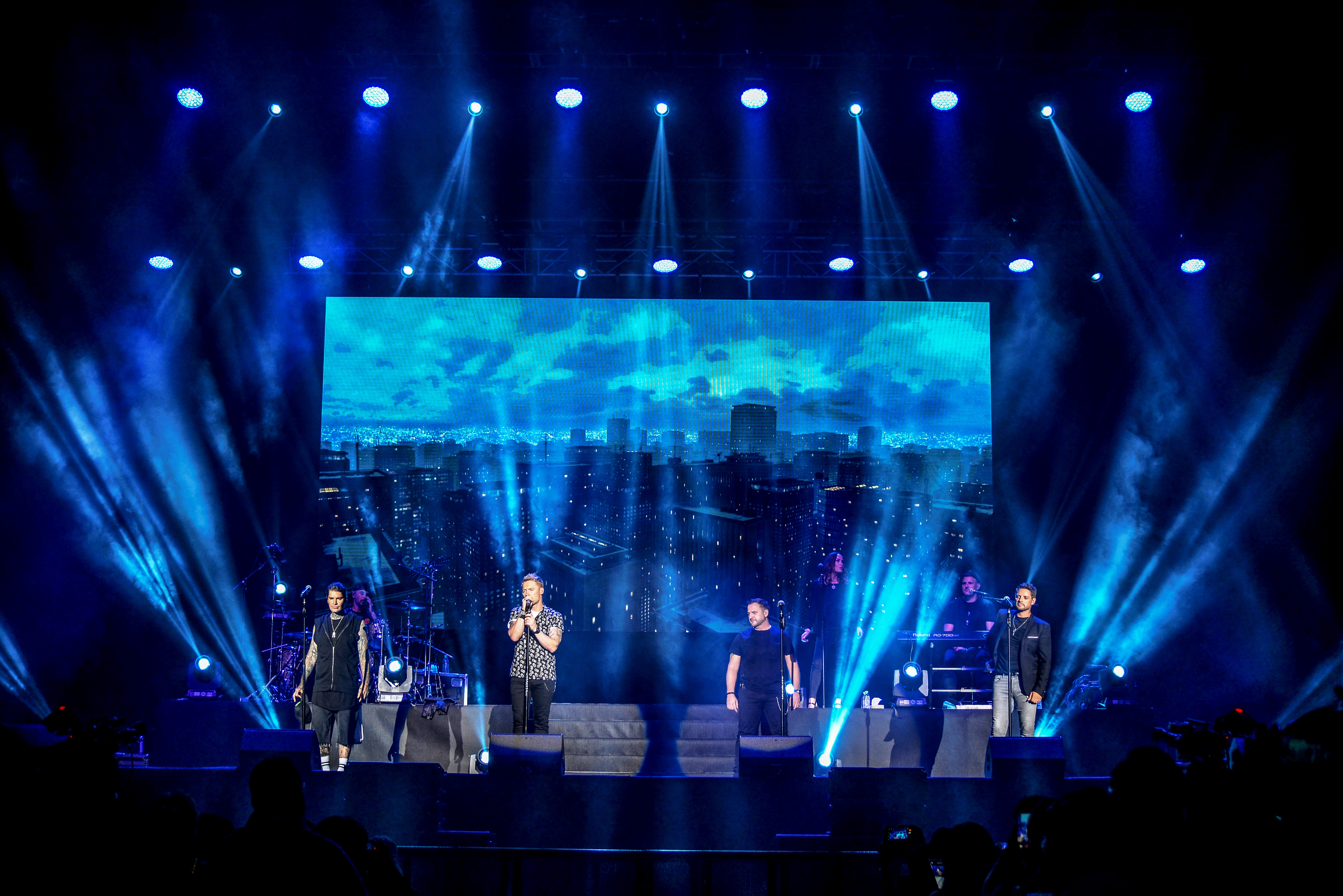 Boyzone演绎90年代经典曲目,勾起全场集体回忆一起大合唱。-由Star Planet星艺娱乐提供-