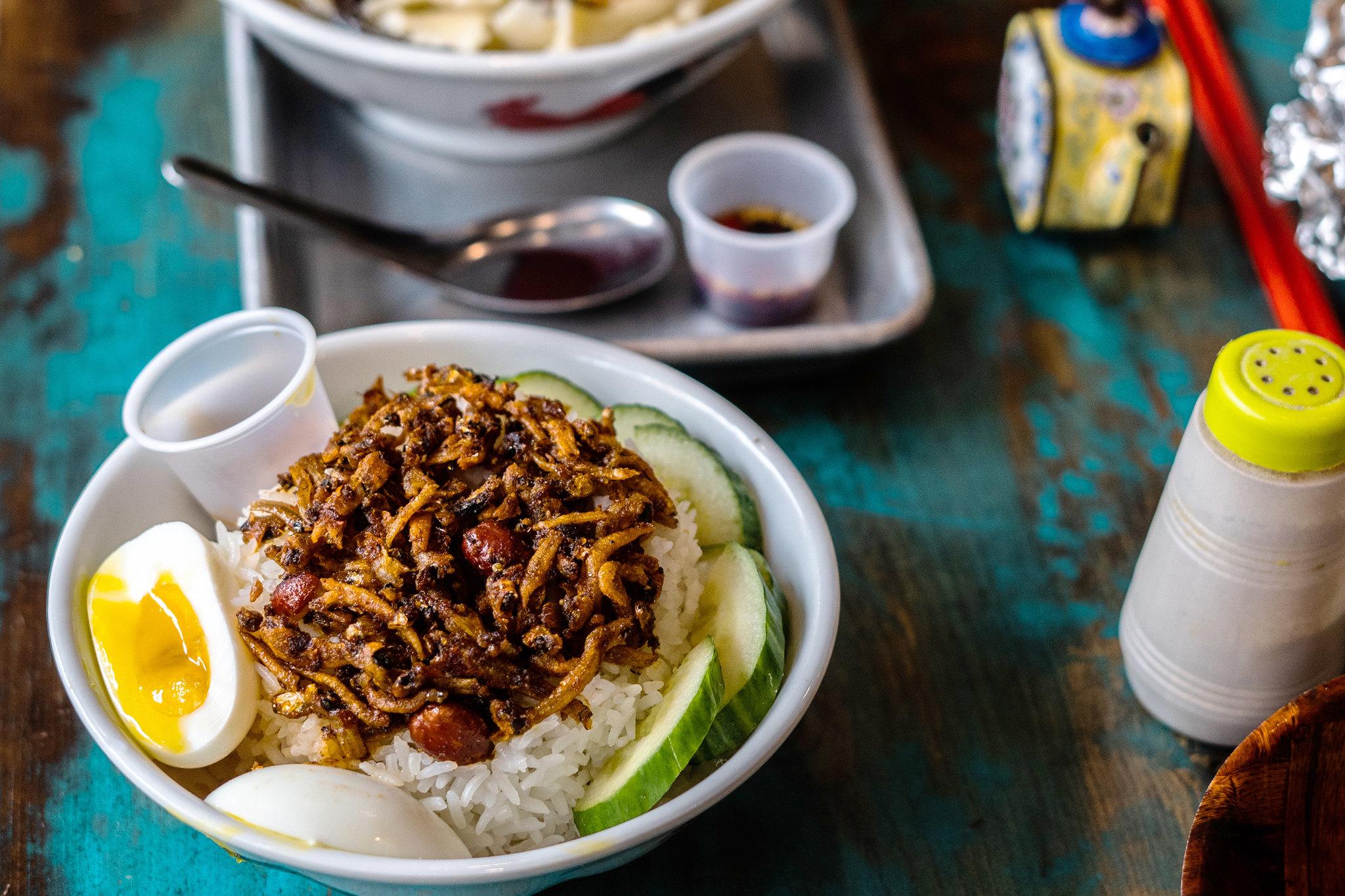 纽约唐人街Kopitiam的椰浆饭版本。-Jeenah Moon摄/摘自《纽约时报》-