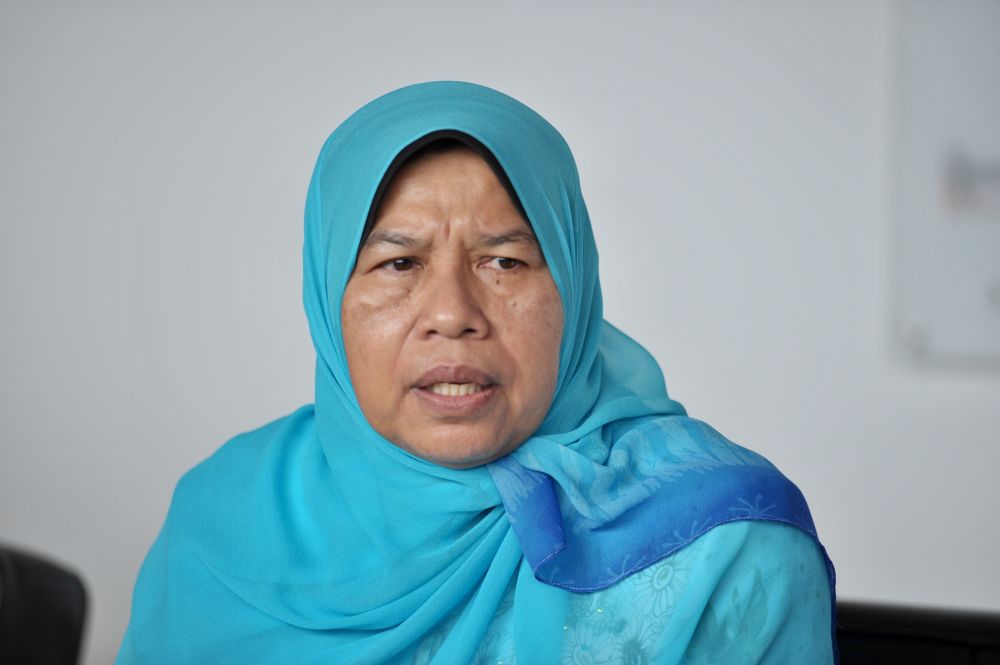 PKRu00e2u20acu2122s Zuraida Kamaruddin says Tian Chua is not the only one who is not involved in internal party discussions regarding party MPs vacating their seats for Anwar. u00e2u20acu2022 Picture by KE Ooi