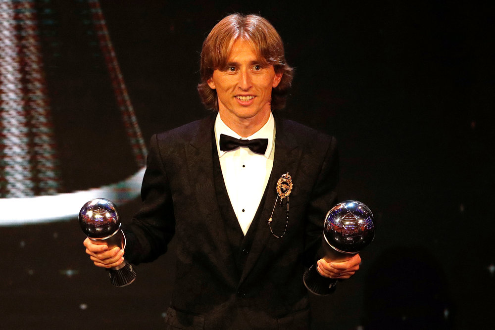 Luka Modric poses with his awards from Fifa at the Royal Festival Hall, London September 24, 2018. u00e2u20acu201d Reuters pic