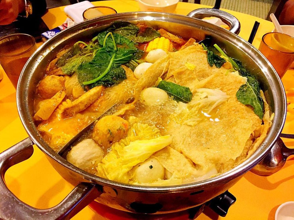 火锅绝对是下雨天的首选啊！-摘自Rey Kok Instagram-