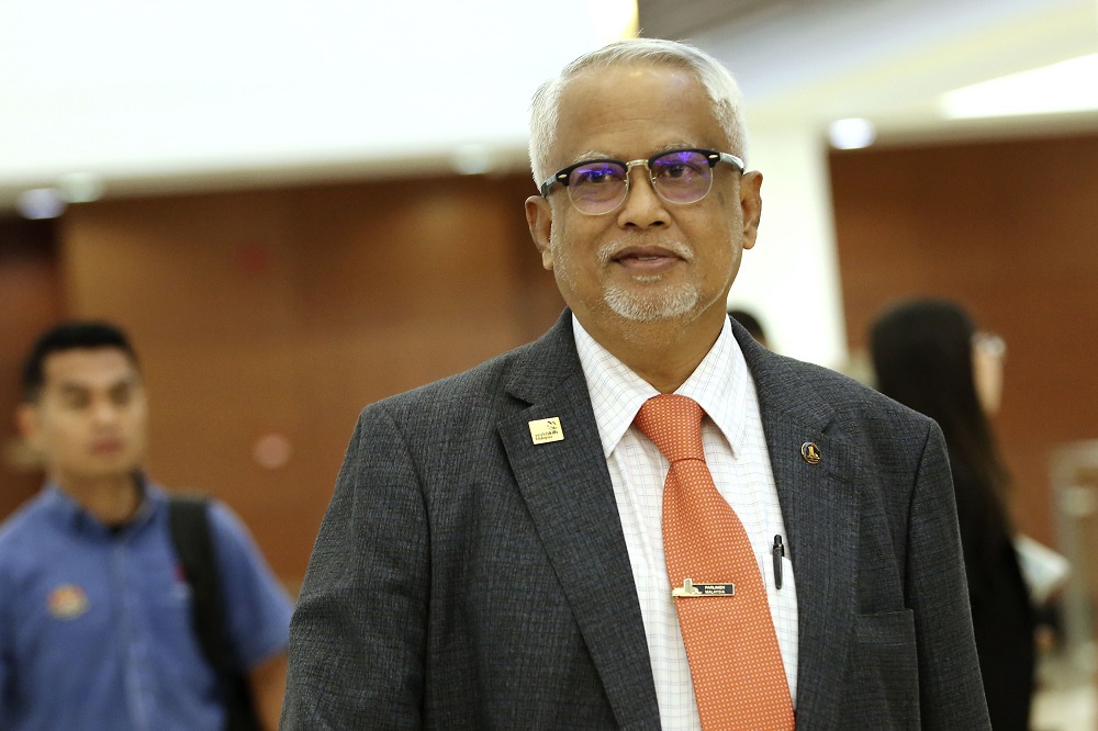 Deputy Human Resources Minister Datuk Mahfuz Omar at Parliament in Kuala Lumpur October 31, 2018. u00e2u20acu201d Picture by Yusof Mat Isa