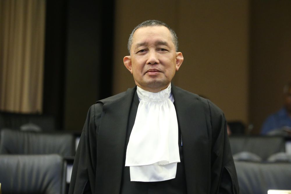 Federal Court judge Tan Sri Idrus Harun is sworn-in at the Palace of Justice in Putrajaya November 26, 2018. u00e2u20acu2022 Picture by Azinuddin Ghazali