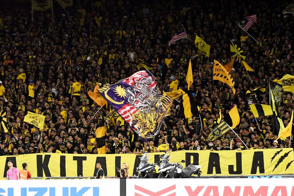 Malaysian National team supporters during the AFF Suzuki Cup 2018 Group A match against Myanmar at the Bukit Jalil National Stadium, November 24, 2018. u00e2u20acu201d Bernama pic