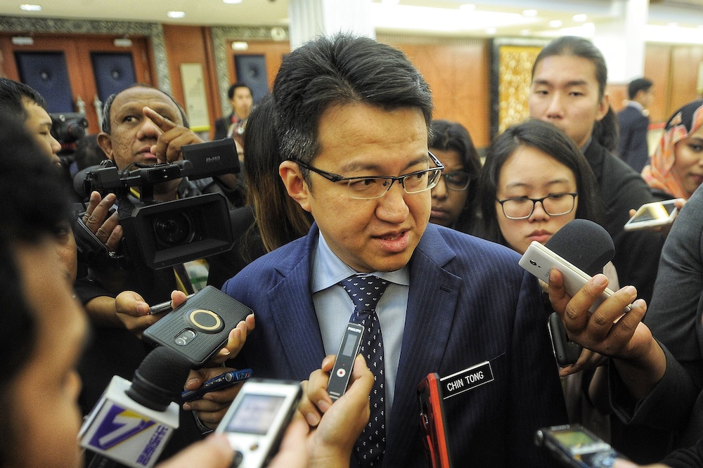 Deputy Defence Minister, Liew Chin Tong speaks to the media at the Parliament lobby, December 5, 2018. u00e2u20acu201d Picture by Shafwan Zaidon