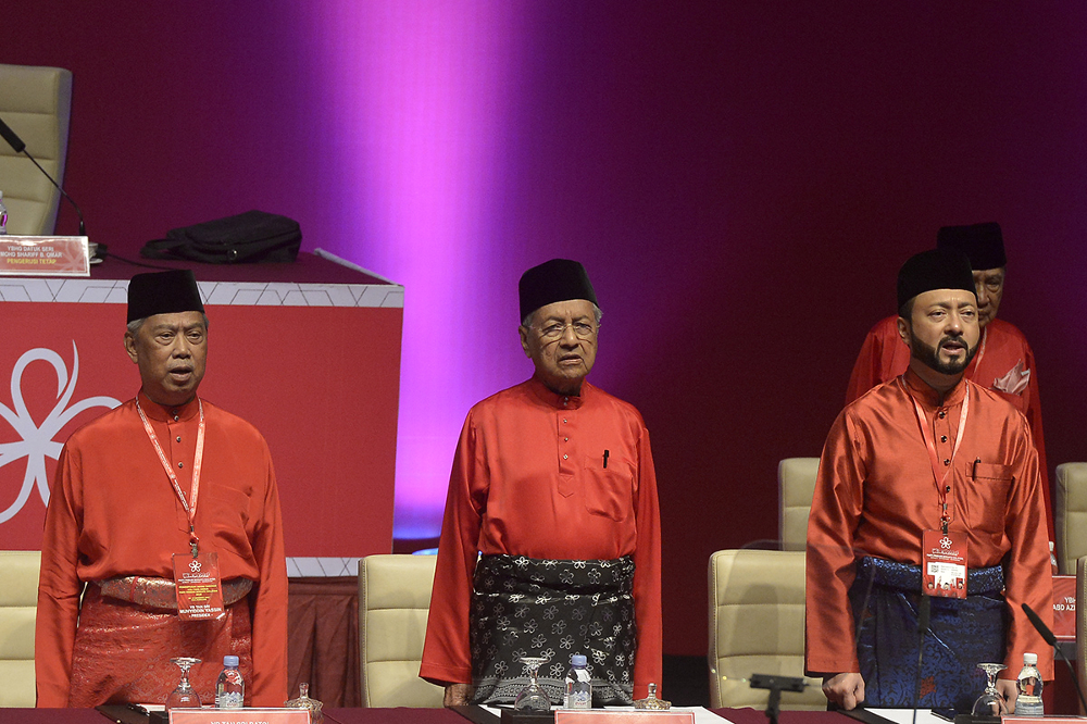 (From left) Tan Sri Muhyiddin Yassin, Tun Dr Mahathir Mohamad and Datuk Seri Mukhriz Mahathir attend the partyu00e2u20acu2122s second annual general meeting at Putrajaya International Convention Centre in Putrajaya December 29, 2018. u00e2u20acu2022 Picture by Mukhriz Hazim 