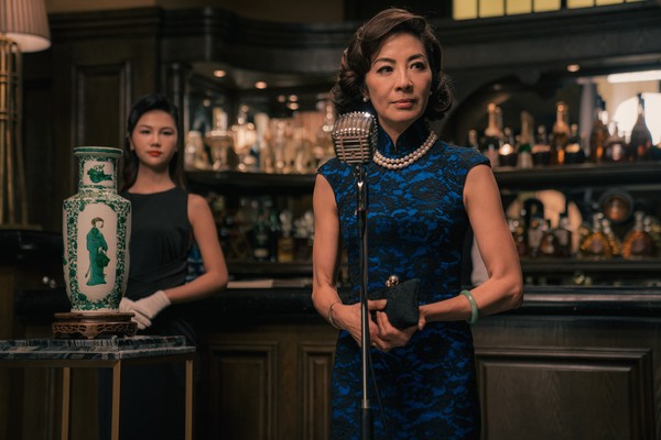 杨紫琼在《叶问外传:张天志》里头饰演张天志的姐姐,黑帮的大姐大。-摘自网络-