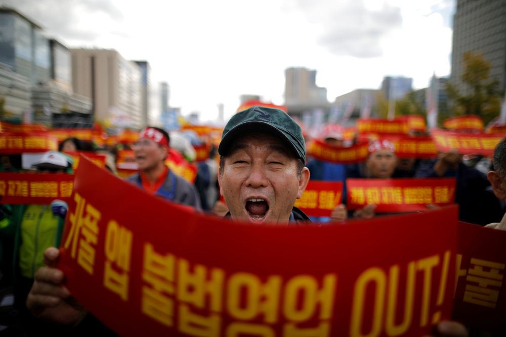 A taxi driver takes part in a protest against a carpool service application that will be launched by Kakao Corp later this year, in central Seoul, South Korea October 18, 2018. u00e2u20acu201d Reuters pic