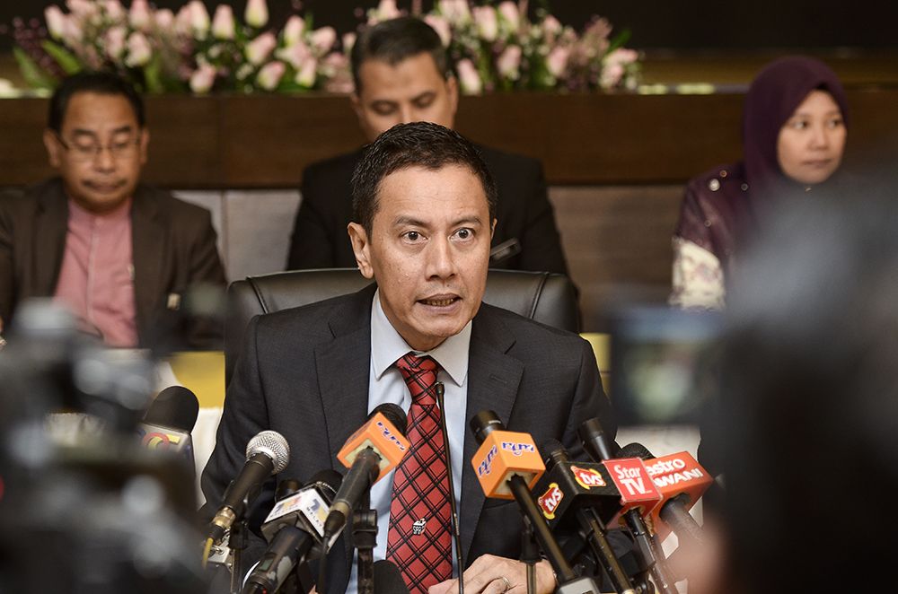 Election Commission chairman Azhar Azizan Harun speaks during press conference on the Cameron Highlands by-election in Putrajaya December 19, 2018. u00e2u20acu2022 Picture by Miera Zulyana