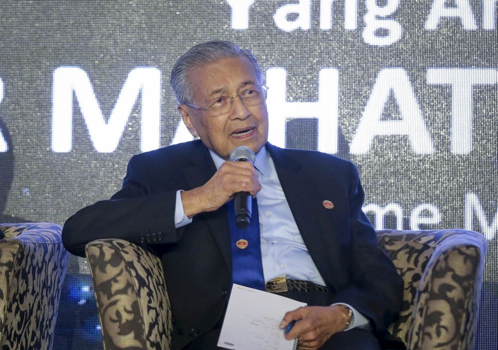 Prime Minister Tun Dr Mahathir Mohamad speaks during a dialogue session at the inaugural Dr Mahathir Mohamad Leadership Series at Hotel Istana, Kuala Lumpur December 19, 2018. u00e2u20acu2022 Picture by Firdaus Latifn
