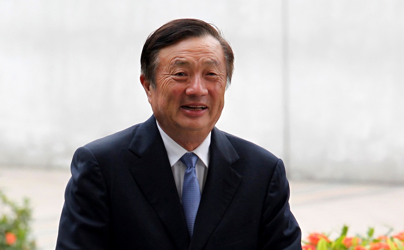 Huawei CEO and founder Ren Zhengfei walks inside Huaweiu00e2u20acu2122s headquarters in the southern Chinese city of Shenzhen, Guangdong province October 16, 2013. u00e2u20acu201d Reuters pic