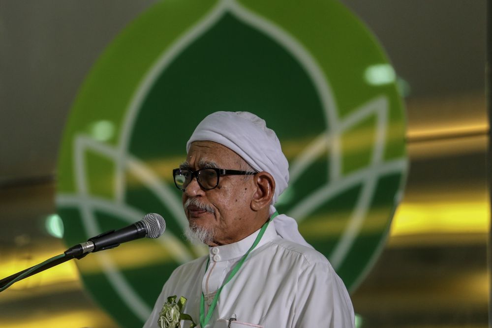 Datuk Seri Abdul Hadi Awang speaks during launch of the PAS History Seminar at Kolej Universiti Islam Zulkifli Muhammad (KUIZM) in Batu Caves January 19, 2019. u00e2u20acu2022 Picture by Hari Anggara