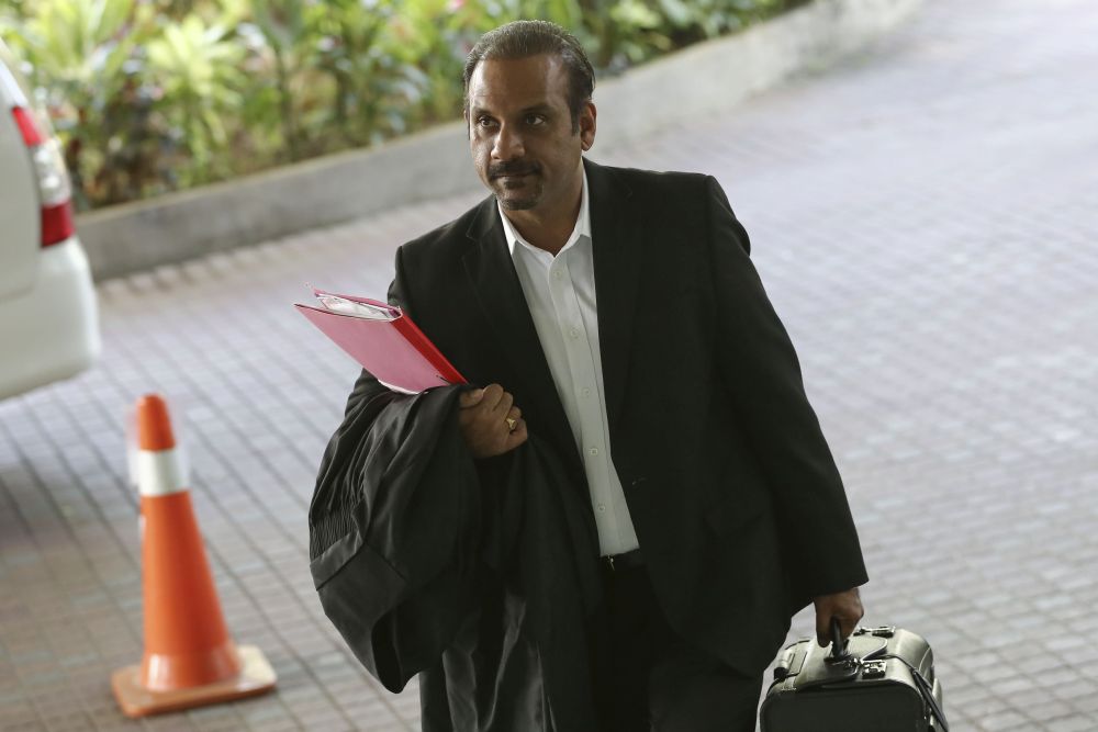 Lawyer Ramkarpal Singh arrives at the Shah Alam Hight Court January 25, 2019. u00e2u20acu2022 Picture  by Yusof Mat Isa 