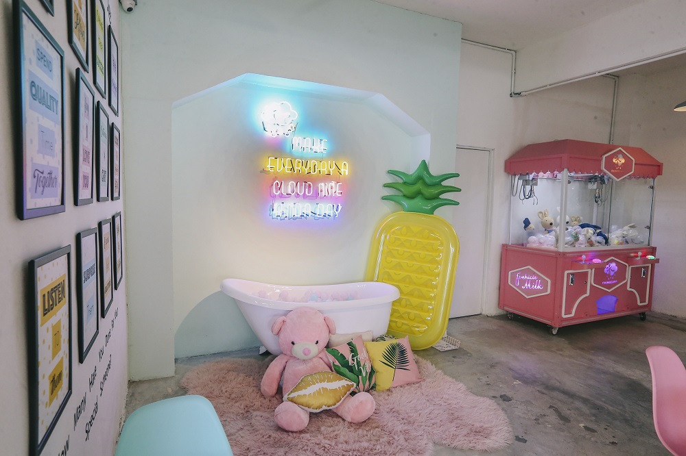 除了客制化甜品礼物之外，Chubbee Cloud的设计和道具，都能拍出美美网红照片，成为社交媒体打卡热点呢。-Firdaus Latif摄-