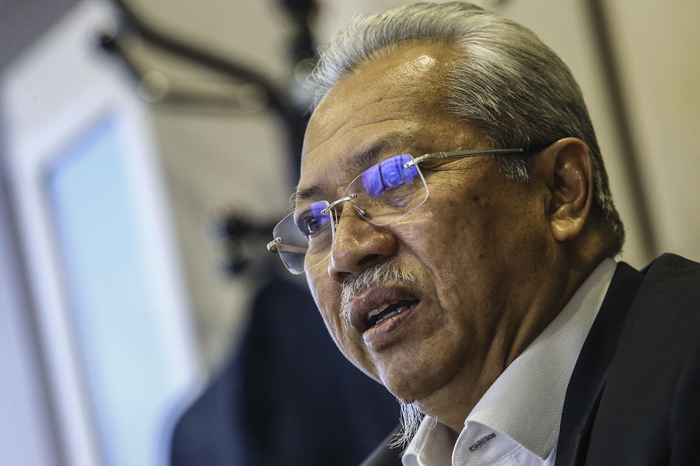 Umno secretary-general Tan Sri Annuar Musa speaks to Malay Mail during an interview at his office in Kuala Lumpur February 5, 2019.  u00e2u20acu201d Picture by Hari Anggara