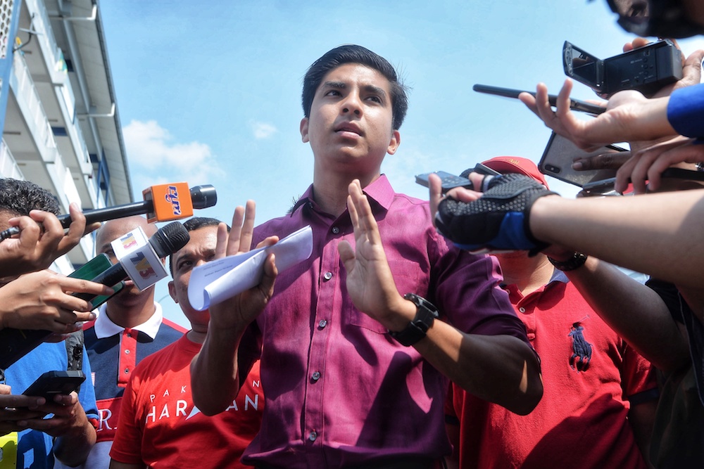 Syed Saddiq Abdul Rahman speaks to reporters after making a police report at Sungai Way police station February 16, 2019. u00e2u20acu201d Picture by Shafwan Zaidon