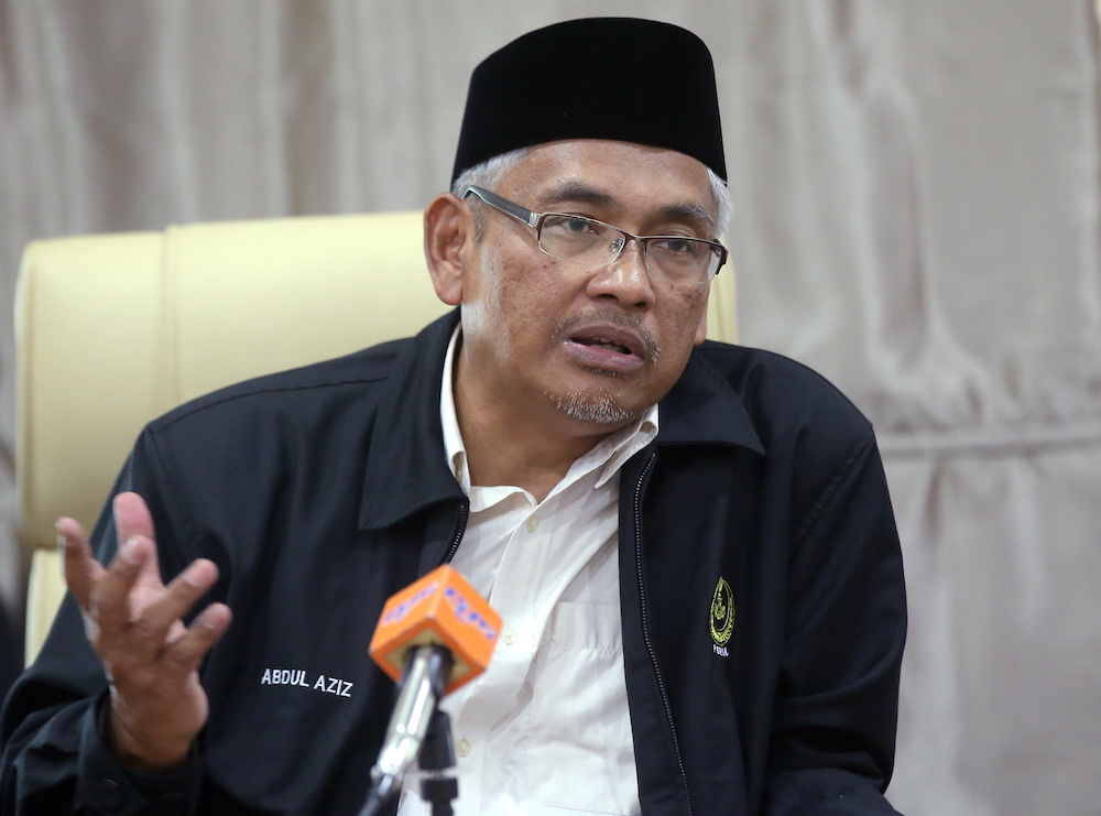Perak State Executive Councillor Abdul Aziz Bari speaks to the press at the State Secretariat building, Ipoh February 22, 2019. u00e2u20acu201d Picture by Farhan Najib 
