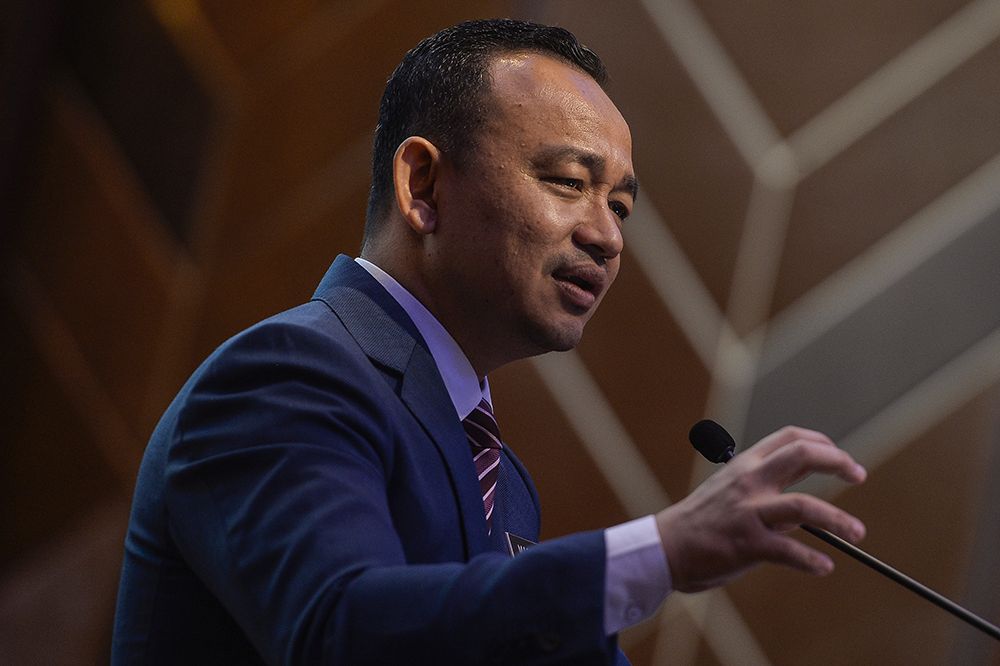 Education Minister Maszlee Malik speaks during the Asian Strategy & Leadership Instituteu00e2u20acu2122s open dialogue in Sunway on February 14, 2019. u00e2u20acu201d Picture by Shafwan Zaidon