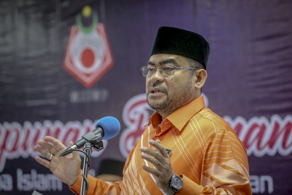 Datuk Seri Mujahid Yusof Rawa speaks during a press conference at the Perkim building in Kuala Lumpur February 14, 2019. u00e2u20acu201d Picture by Firdaus Latif