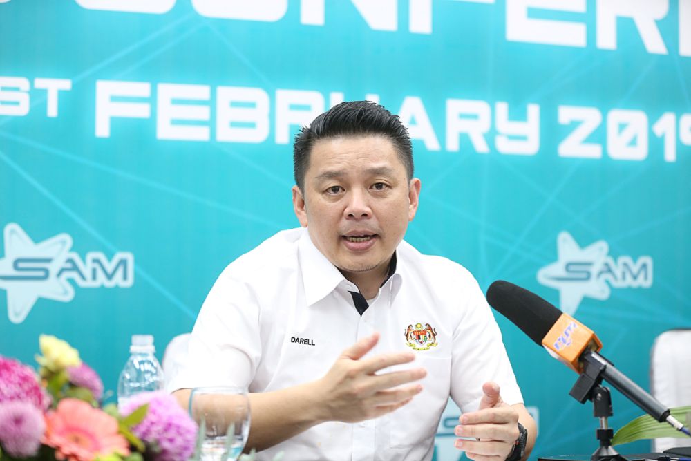 Minister of International Trade and Industry Datuk Ignatius Darell Leiking speaks during a press conference at the Penang Science Park February 21, 2019. u00e2u20acu201d Picture by Sayuti Zainudin