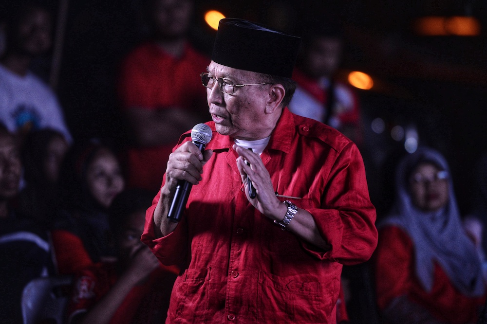 Villagers from Kampung Kuala Pajam listening to a ceramah during the Kenduri Rakyat campaign at Kuala Pajam in Beranang March 1, 2019 u00e2u20acu201d Picture by Shafwan Zaidon 