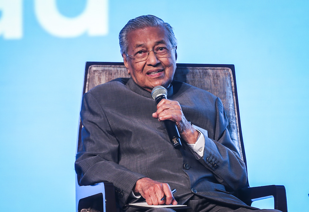 Prime Minister Tun Dr Mahathir Mohamad speaks at the Invest Malaysia 2019 conference in Kuala Lumpur March 19, 2019. u00e2u20acu201d Picture by Firdaus Latif