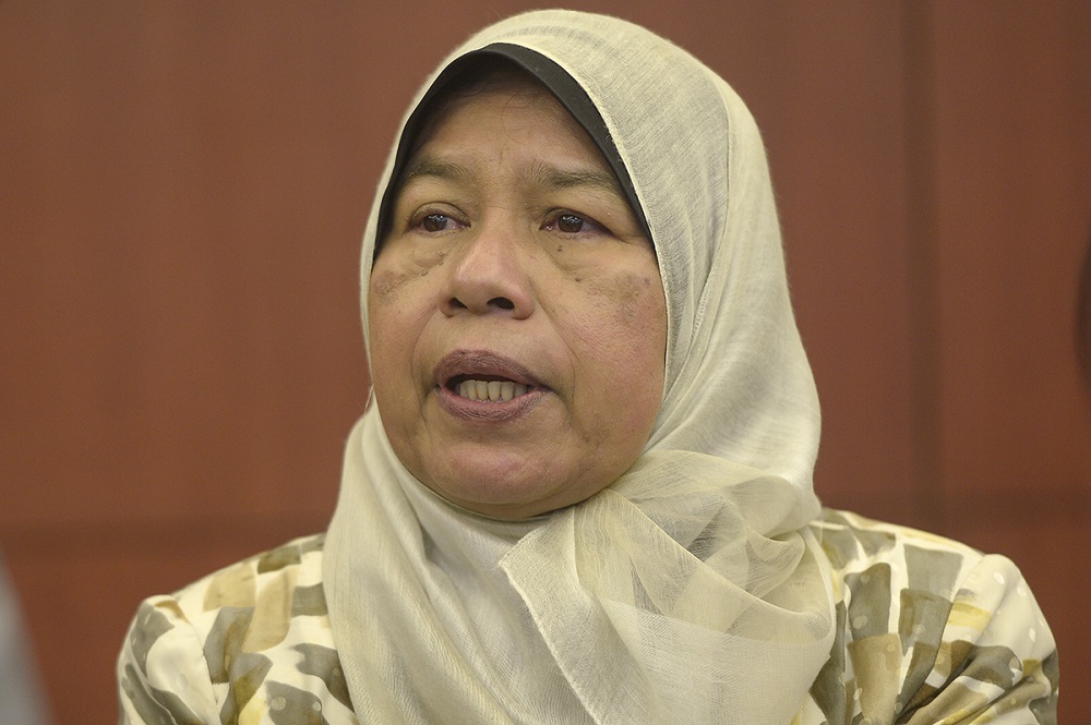 Housing and Local Government Minister Zuraida Kamaruddin speaks during a press conference at Parliament in Kuala Lumpur March 27, 2019. u00e2u20acu201d Picture by Mukhriz Hazim