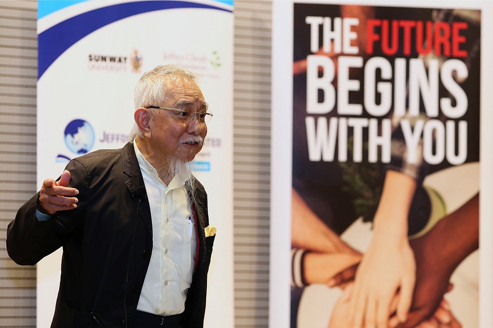Research professor from Sunway University Tan Sri Lin See-Yan delivers his presentation during TN50 dialogue at Sunway University in Subang Jaya January 12, 2018. u00e2u20acu201d Picture by Yusof Mat Isa