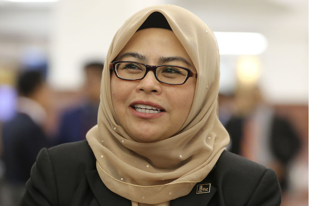 Datuk Noraini Ahmad is pictured in Parliament April 4, 2019. u00e2u20acu201d Picture by Yusof Mat Isa