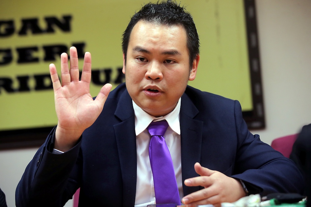 Keranji assemblyman Chong Zhemin speaks to reporters in Ipoh April 17, 2019. u00e2u20acu201d Picture by Farhan Najib