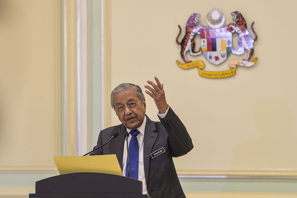 Tun Dr Mahathir Mohamad speaks during a press conference at the Prime Ministeru00e2u20acu2122s Office in Putrajaya April 5, 2019. u00e2u20acu201d Picture by Miera Zulyana