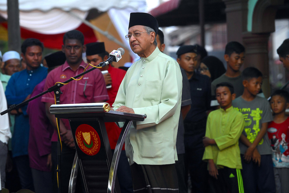 Perdana Menteri Tun Dr Mahathir Mohamad menyampaikan ucapan pada Majlis Berbuka Puasa Pakatan Harapan (PH) Kedah di Masjid An Najah, Ayer Hitam, Jerlun hari ini Alor Setar, 25 Mei u00e2u20acu201d Bernama picnn
