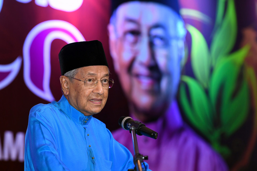 Prime Minister Tun Dr Mahathir Mohamad speaks during the Malaysian Islamic Welfare Organisationu00e2u20acu2122s (Perkim) iftar gathering in Bangi May 10, 2019. u00e2u20acu201d Bernama pic